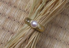 pearl ring with diamonds