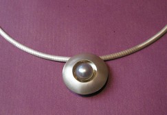 grey pearl necklace